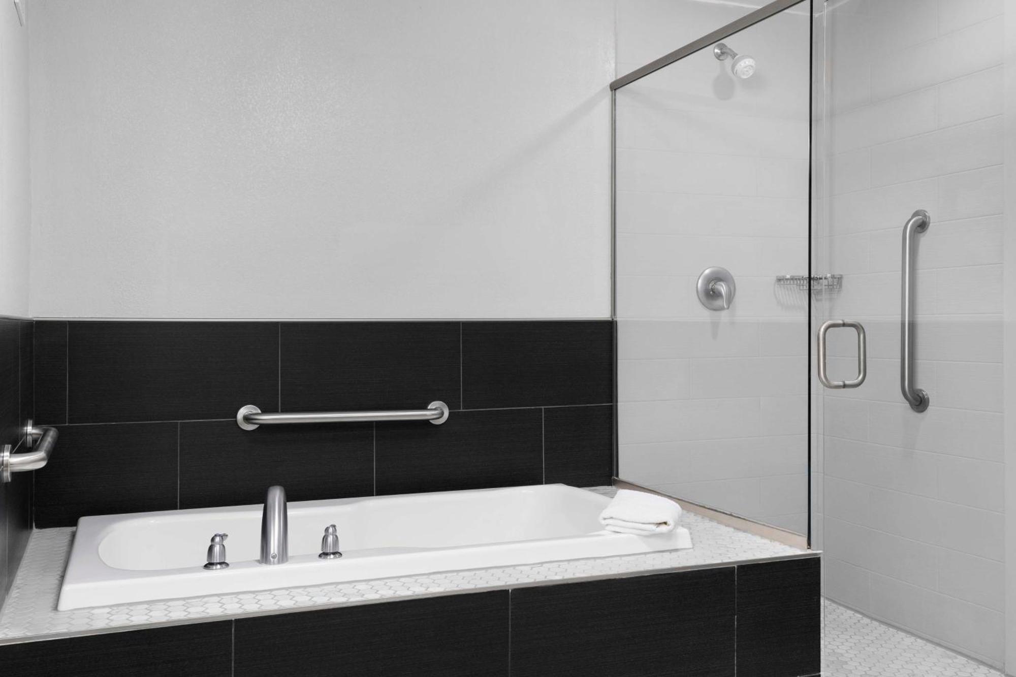 Hampton Inn Stafford / Quantico-Aquia מראה חיצוני תמונה